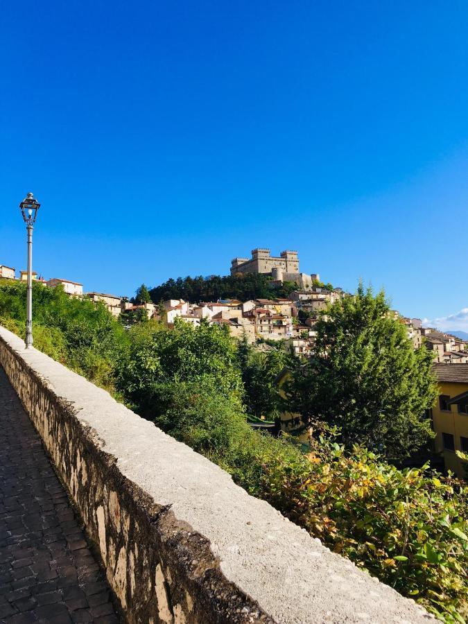 Ferienwohnung L'arciere Celano Exterior foto